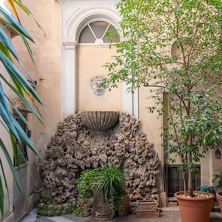 Homehouse Serpenti - Colosseum - Rione Monti Rome Luaran gambar