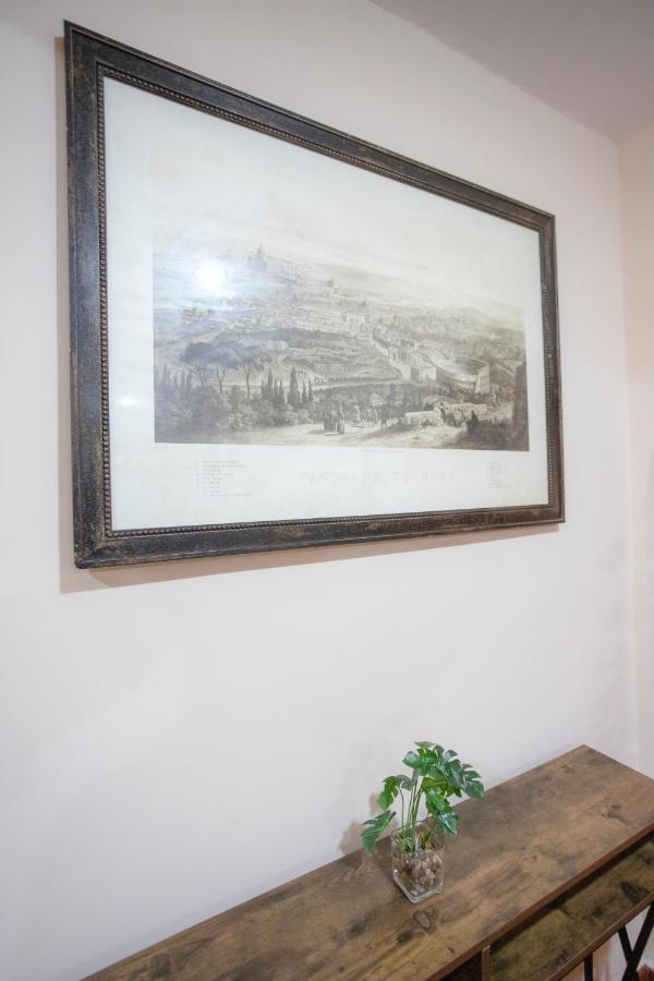 Homehouse Serpenti - Colosseum - Rione Monti Rome Luaran gambar