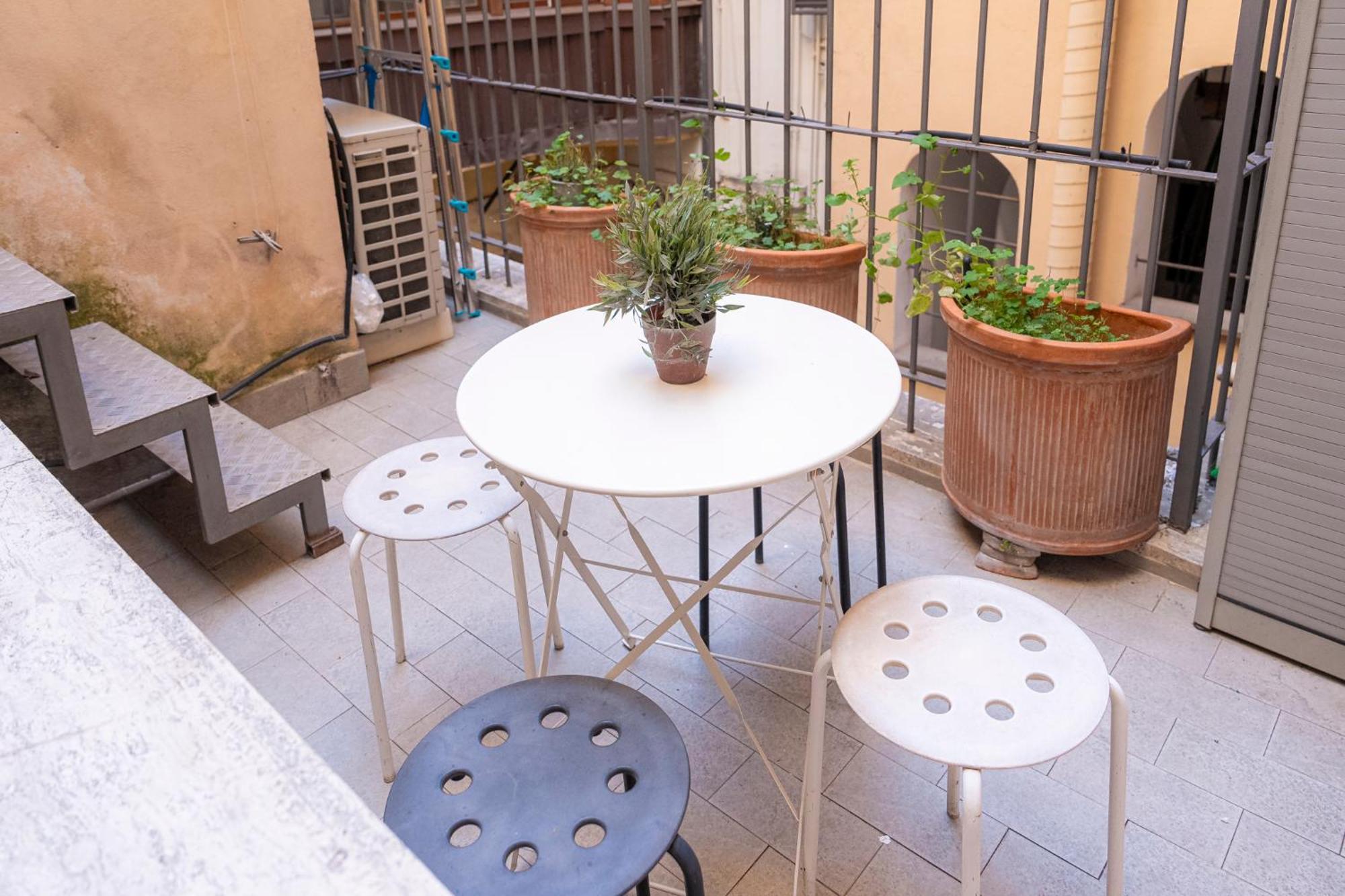 Homehouse Serpenti - Colosseum - Rione Monti Rome Luaran gambar